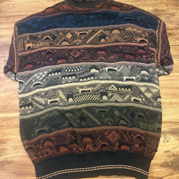 Idea Uomo - Styled In Italy - "Coogi" Style  Sweater - Large 1/4 Button - Picture 8 of 8